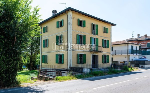 casa indipendente in vendita a Reggio nell'Emilia in zona Buco del Signore