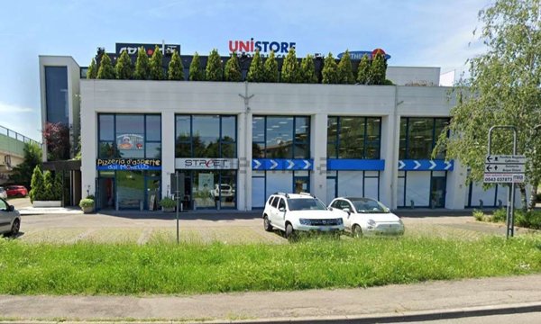 ufficio in vendita a Reggio nell'Emilia in zona Buco del Signore