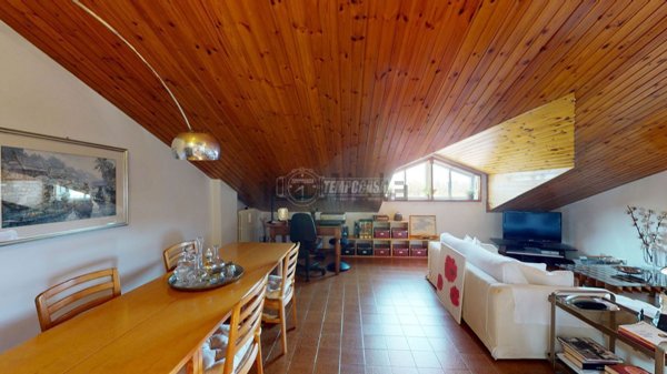 appartamento in vendita a Reggio nell'Emilia in zona Città Storica