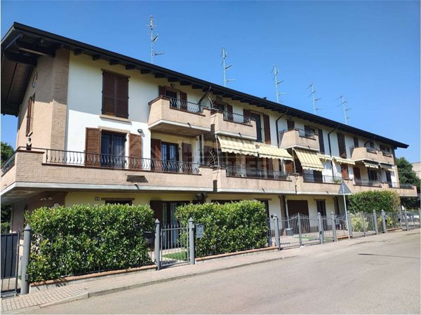casa indipendente in vendita a Reggio nell'Emilia in zona Buco del Signore