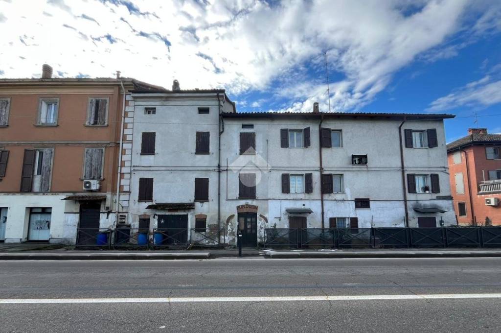 casa indipendente in vendita a Reggio nell'Emilia in zona San Maurizio