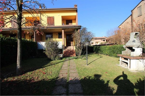 appartamento in vendita a Reggio nell'Emilia in zona Buco del Signore