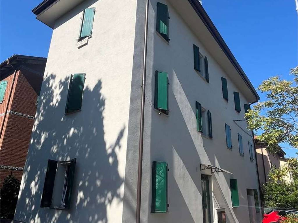 appartamento in vendita a Reggio nell'Emilia in zona San Prospero Strinati