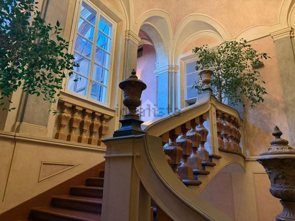 appartamento in vendita a Reggio nell'Emilia in zona Città Storica