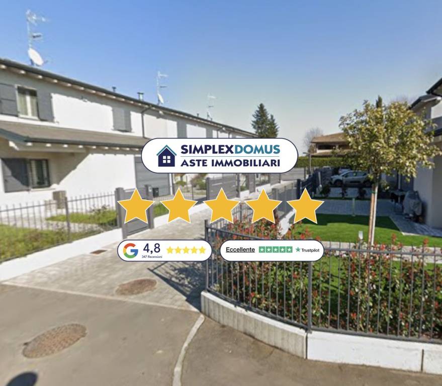 casa indipendente in vendita a Reggio nell'Emilia in zona Tribunale