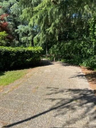 casa indipendente in vendita a Reggio nell'Emilia in zona Rivalta