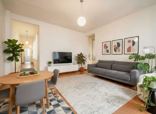 appartamento in vendita a Reggio nell'Emilia in zona Città Storica