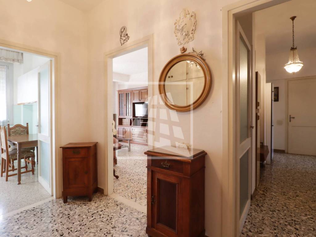 appartamento in vendita a Reggio nell'Emilia in zona Città Storica