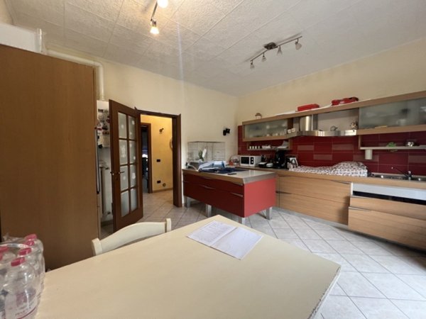 appartamento in vendita a Reggio nell'Emilia in zona Ospizio