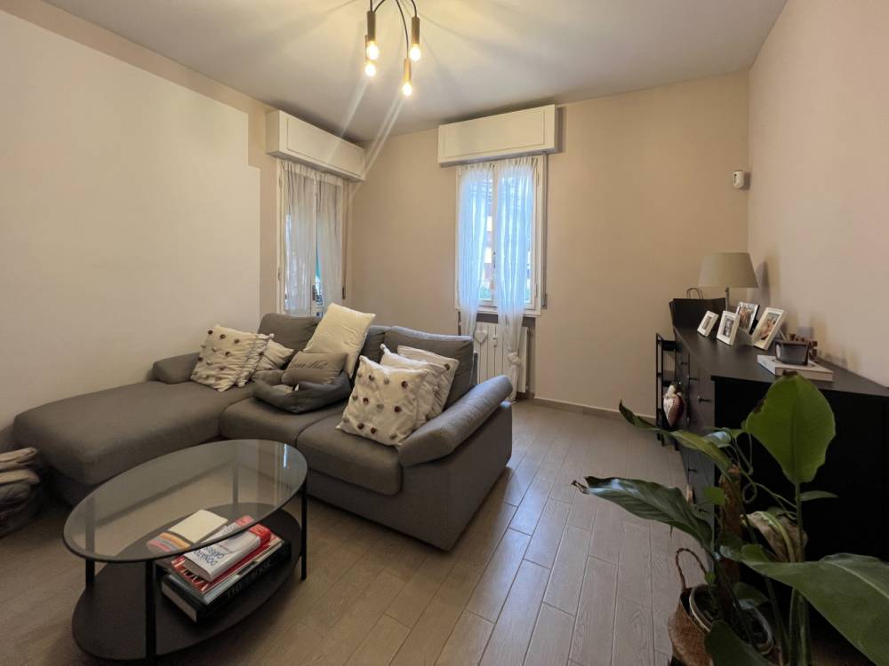 appartamento in vendita a Reggio nell'Emilia in zona Città Storica