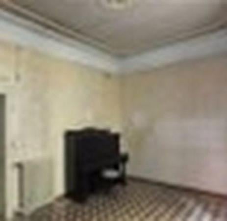 casa indipendente in vendita a Reggio nell'Emilia in zona Città Storica