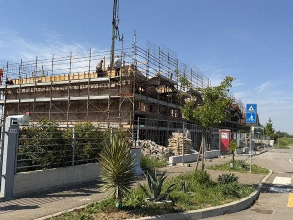 casa indipendente in vendita a Reggio nell'Emilia in zona Fogliano
