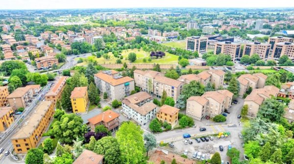 appartamento in vendita a Reggio nell'Emilia in zona Città Storica