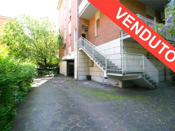 appartamento in vendita a Reggio nell'Emilia in zona Città Storica