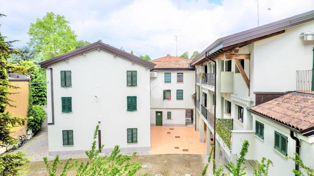 appartamento in vendita a Reggio nell'Emilia in zona Città Storica