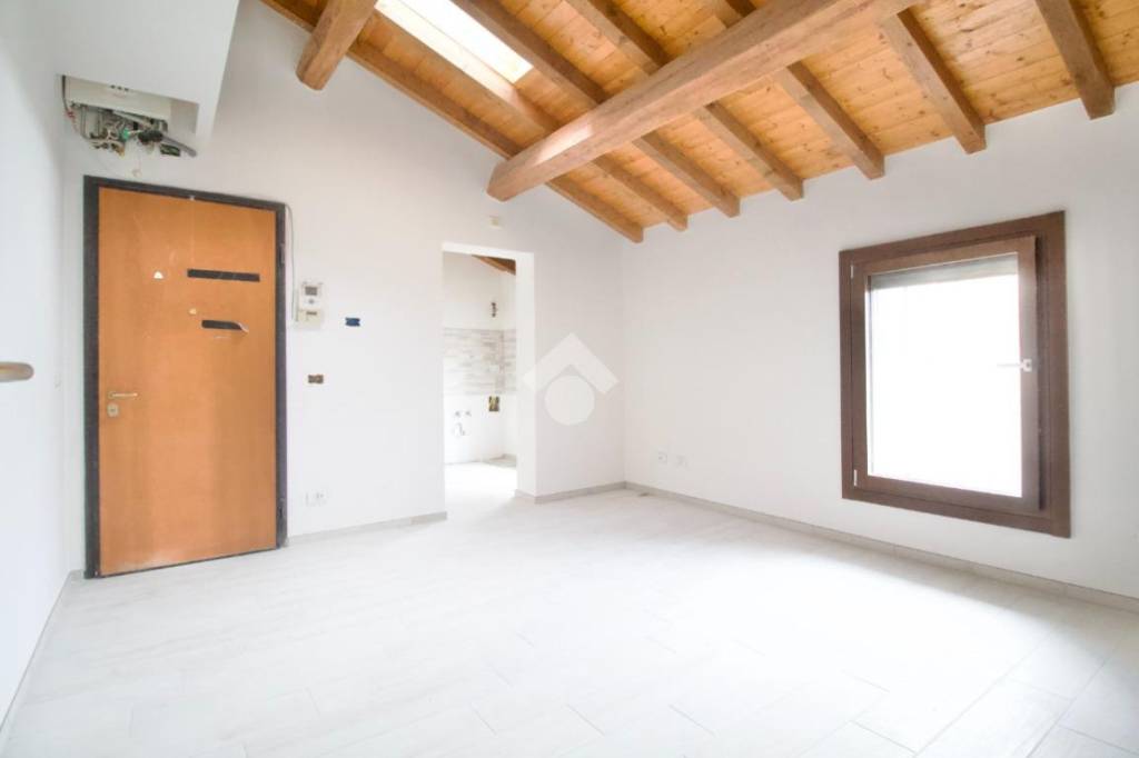 appartamento in vendita a Reggio nell'Emilia in zona Città Storica