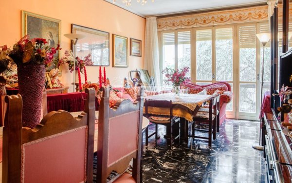 appartamento in vendita a Reggio nell'Emilia in zona Città Storica