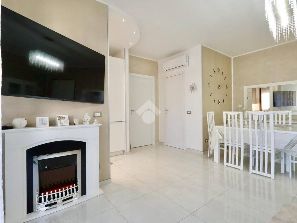 appartamento in vendita a Reggio nell'Emilia in zona Santa Croce