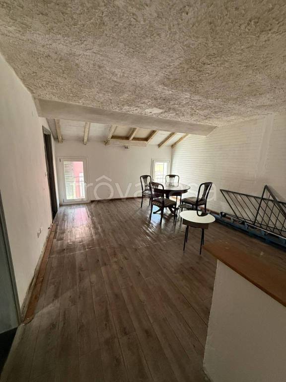 appartamento in vendita a Reggio nell'Emilia in zona Città Storica