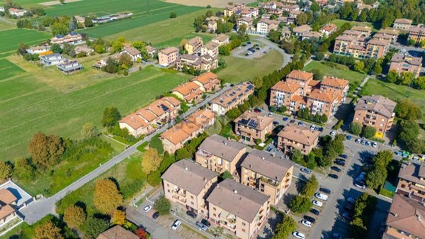 casa indipendente in vendita a Reggio nell'Emilia in zona Pieve Modolena