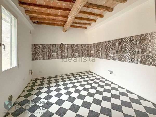 appartamento in vendita a Reggio nell'Emilia in zona Città Storica