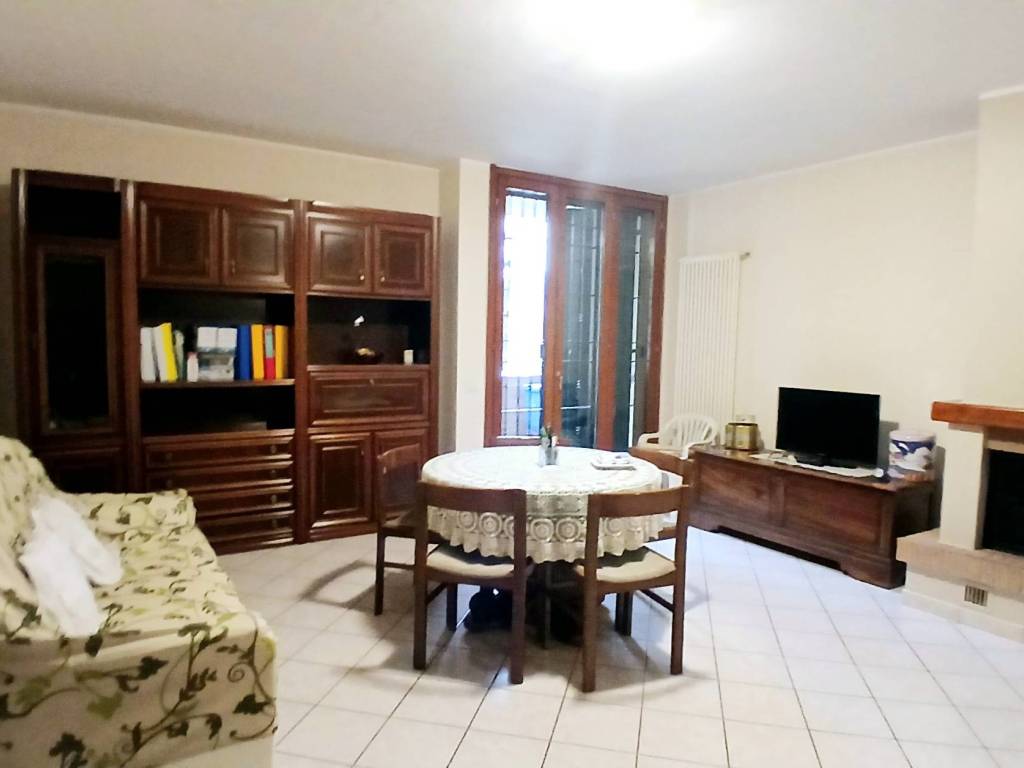 appartamento in vendita a Reggio nell'Emilia in zona Sesso