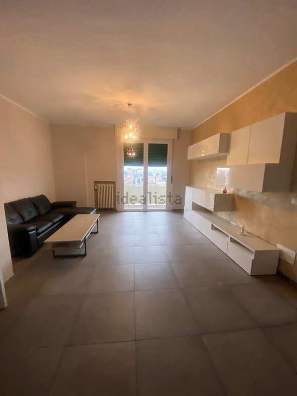 appartamento in vendita a Reggio nell'Emilia in zona Ospizio