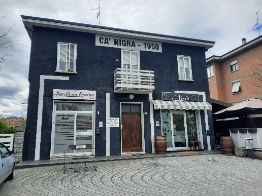 casa indipendente in vendita a Reggio nell'Emilia in zona Ospizio