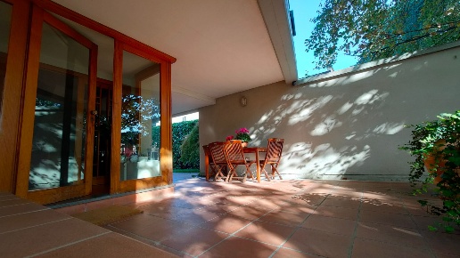 casa indipendente in vendita a Reggio nell'Emilia in zona Ospizio