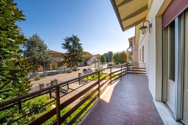 casa indipendente in vendita a Reggio nell'Emilia