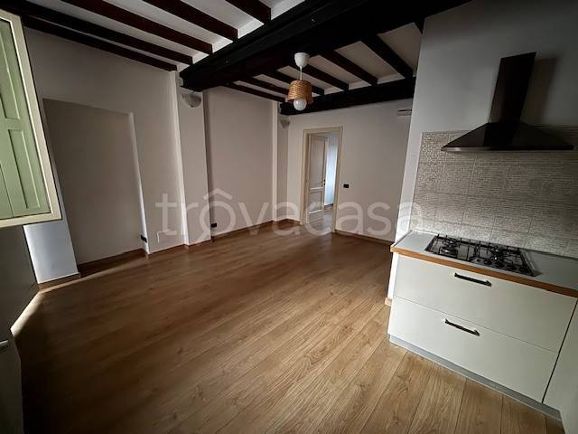 appartamento in vendita a Reggio nell'Emilia in zona Città Storica