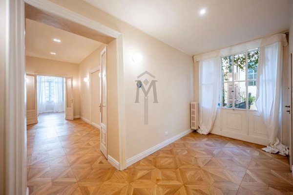 appartamento in vendita a Reggio nell'Emilia in zona Città Storica