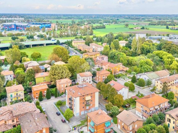appartamento in vendita a Reggio nell'Emilia in zona Santa Croce