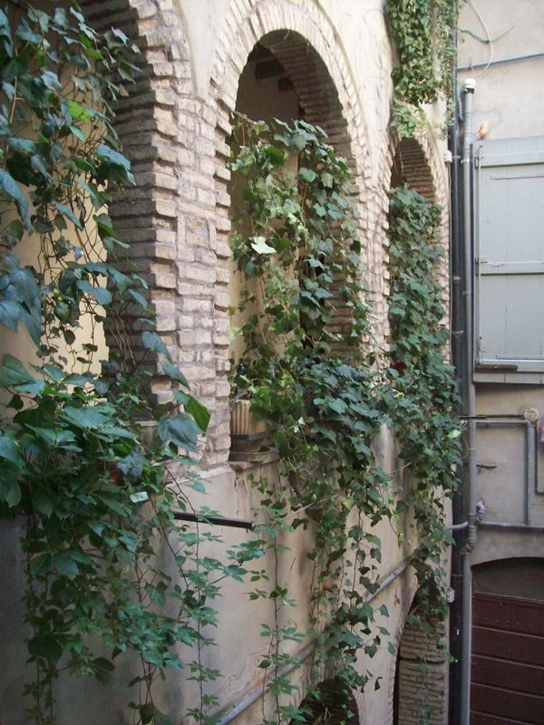 appartamento in vendita a Reggio nell'Emilia in zona Città Storica