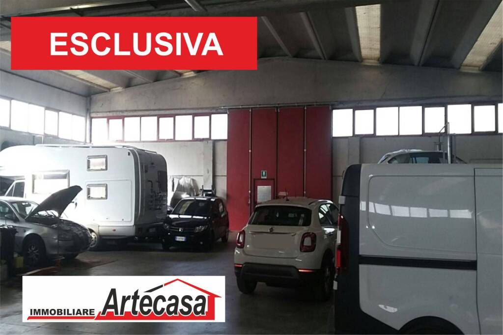 capannone in vendita a Reggio nell'Emilia in zona Codemondo