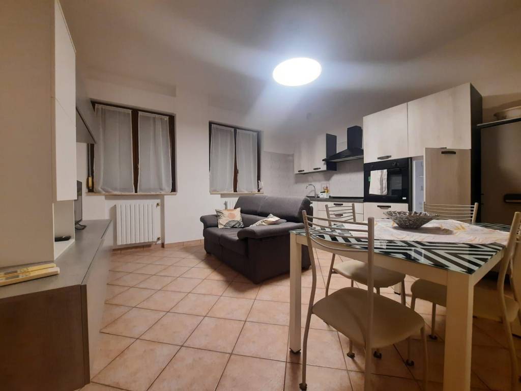 appartamento in vendita a Reggio nell'Emilia in zona Città Storica