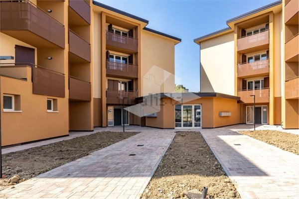 appartamento in vendita a Reggio nell'Emilia in zona Città Storica