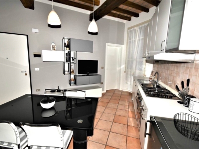 appartamento in vendita a Reggio nell'Emilia in zona Città Storica