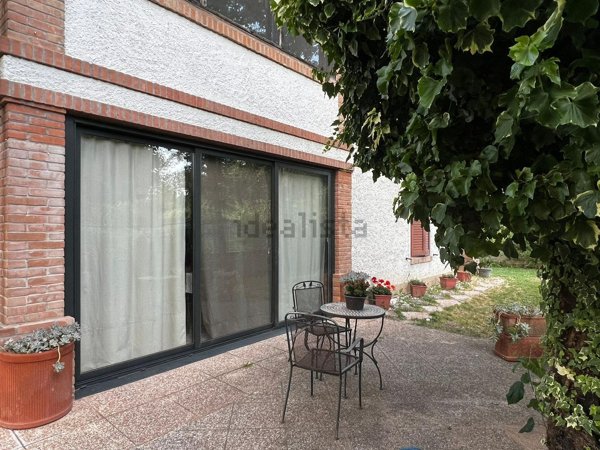 casa indipendente in vendita a Reggio nell'Emilia in zona Coviolo