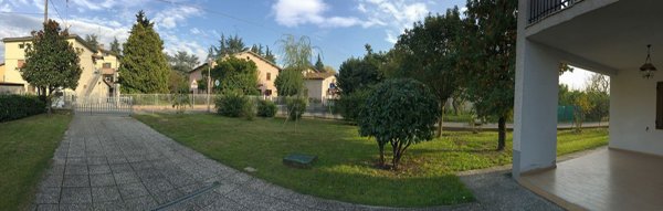 casa indipendente in vendita a Reggio nell'Emilia in zona Belvedere