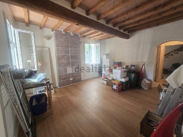 casa semindipendente in vendita a Reggio nell'Emilia