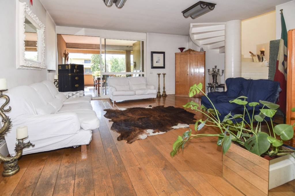 appartamento in vendita a Reggio nell'Emilia in zona Ospizio