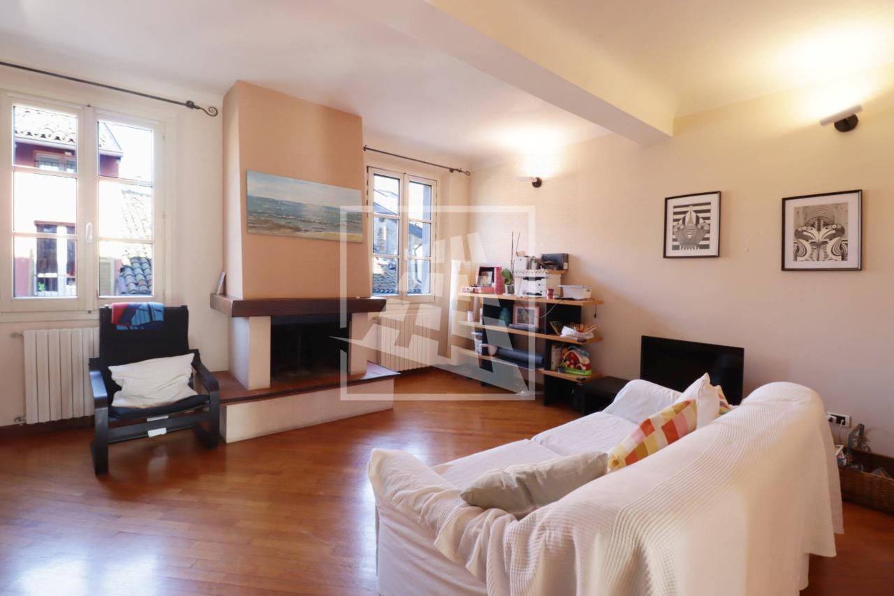 appartamento in vendita a Reggio nell'Emilia in zona Città Storica