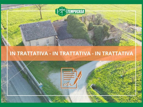 casa indipendente in vendita a Reggio nell'Emilia in zona Villa Bagno