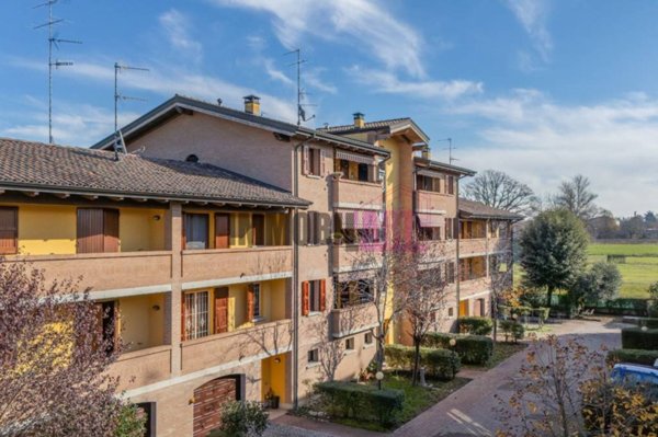 casa indipendente in vendita a Reggio nell'Emilia in zona Roncocesi