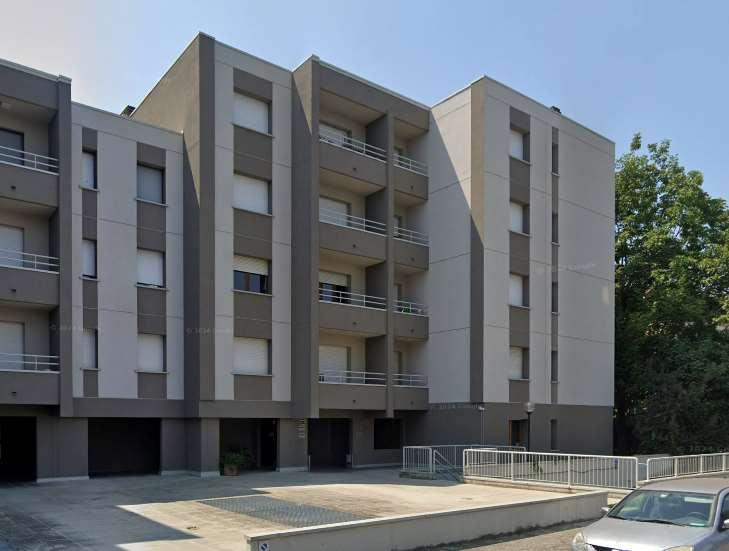 appartamento in vendita a Reggio nell'Emilia in zona Città Storica