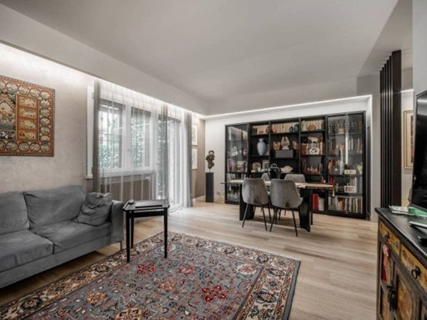 casa indipendente in vendita a Reggio nell'Emilia in zona Città Storica