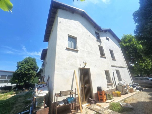 casa indipendente in vendita a Reggio nell'Emilia