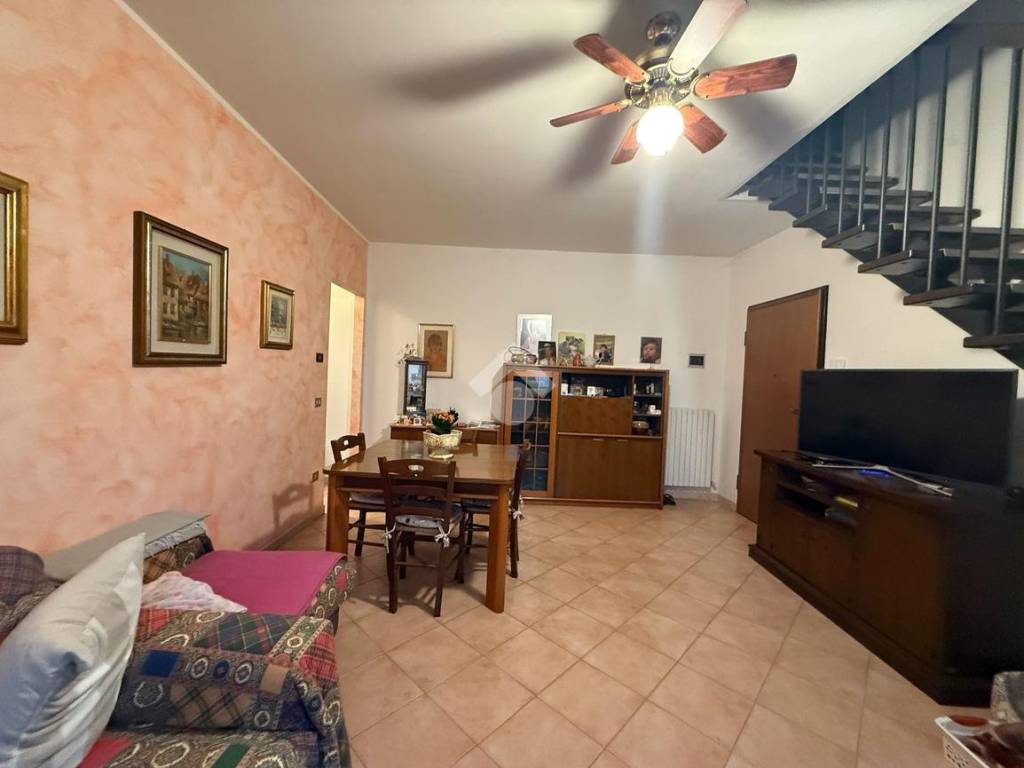 appartamento in vendita a Reggio nell'Emilia in zona Rivalta