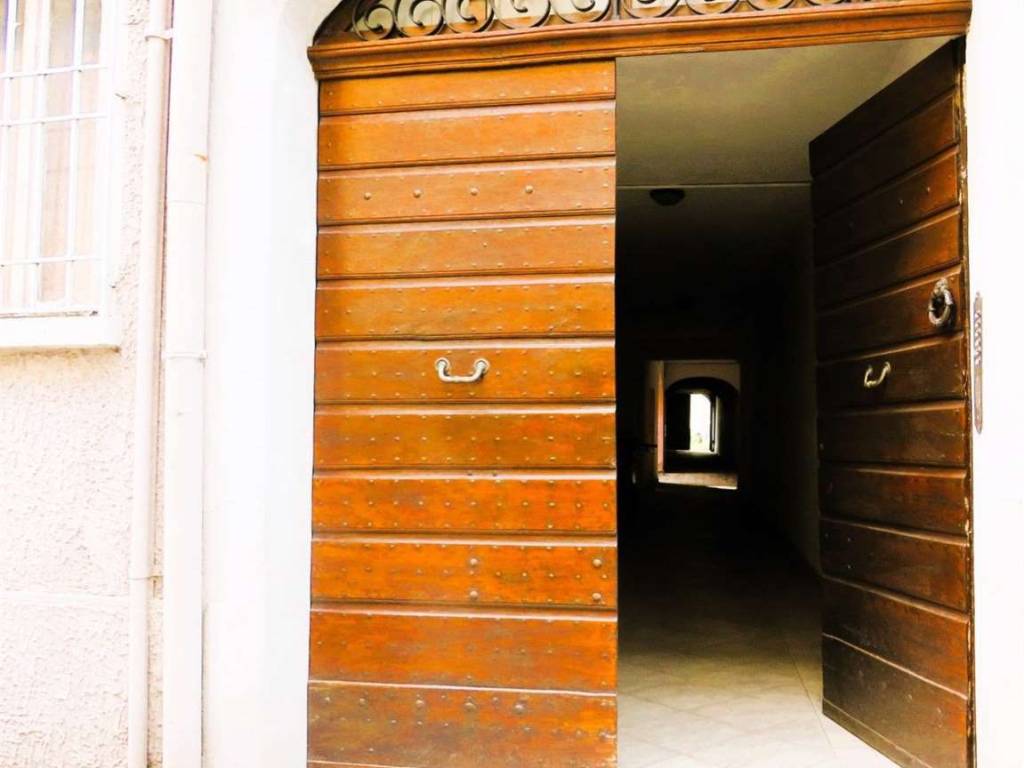 appartamento in vendita a Reggio nell'Emilia in zona Città Storica